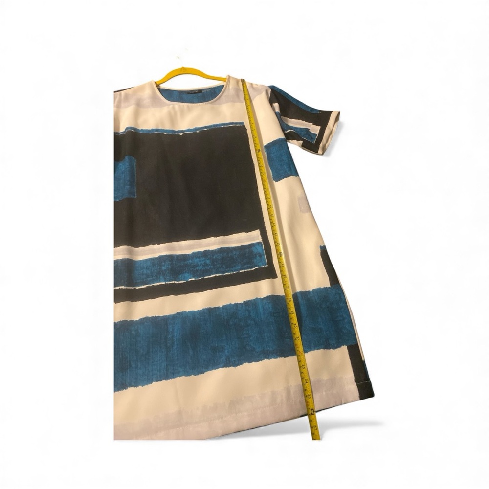 Natori Asymmetrical Dress in Blue and Black - Picture 11 of 11